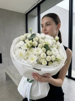 Букет цветов «Луна» из микса хризантем — фото 2